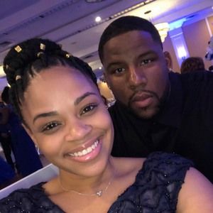 Meet your Posher, Dee rell